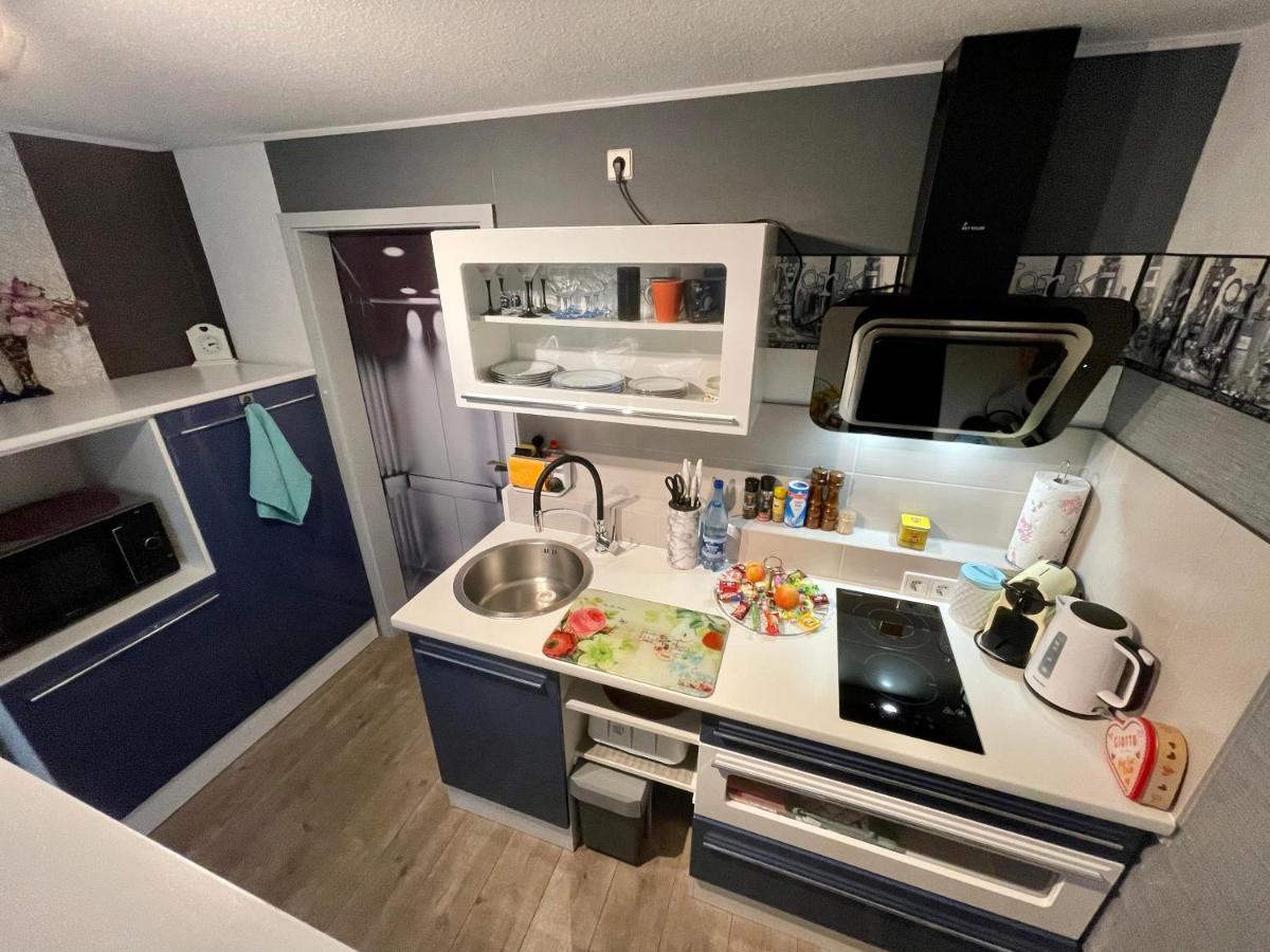 Wohnung Mit Charme, Netflix Rheinstetten Bagian luar foto